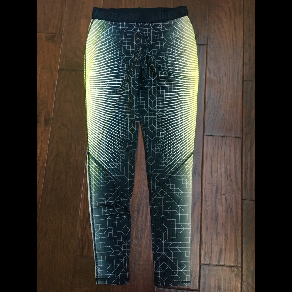 Nike Pro leggings
